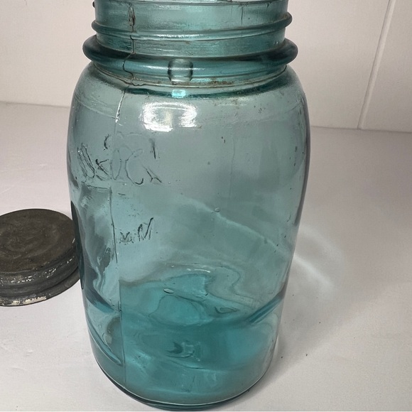 VINTAGE BALL 1910-1923 MASON JAR - BLUE  - QUART - ZINC LID - Picture 11 of 16